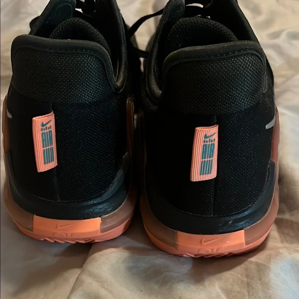 Nike LeBron Witness‎ 6 Size 11